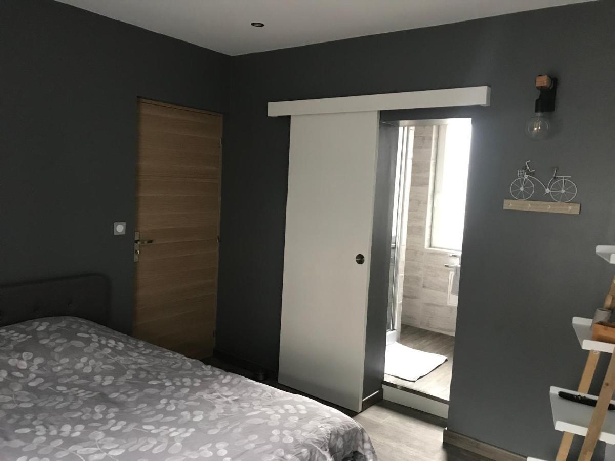 Suite 1 Cosy Cosne-sur-Loire Exterior foto